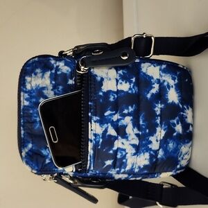 Sondra Roberts Cell Phone Crossbody w/Free Sondra Roberts Wristlet